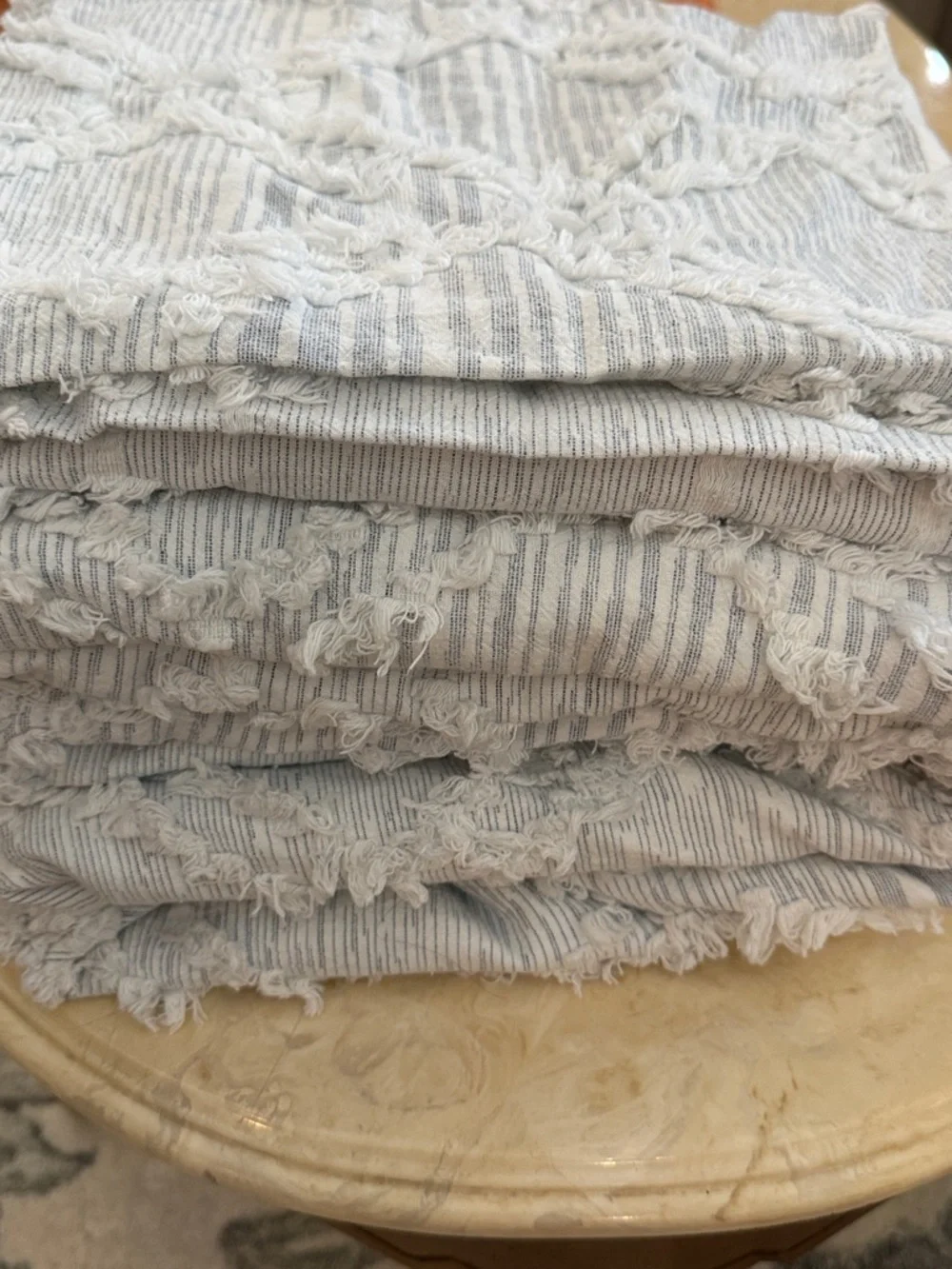 Textured Diamond Chenille Bedspread Set in Light Gray